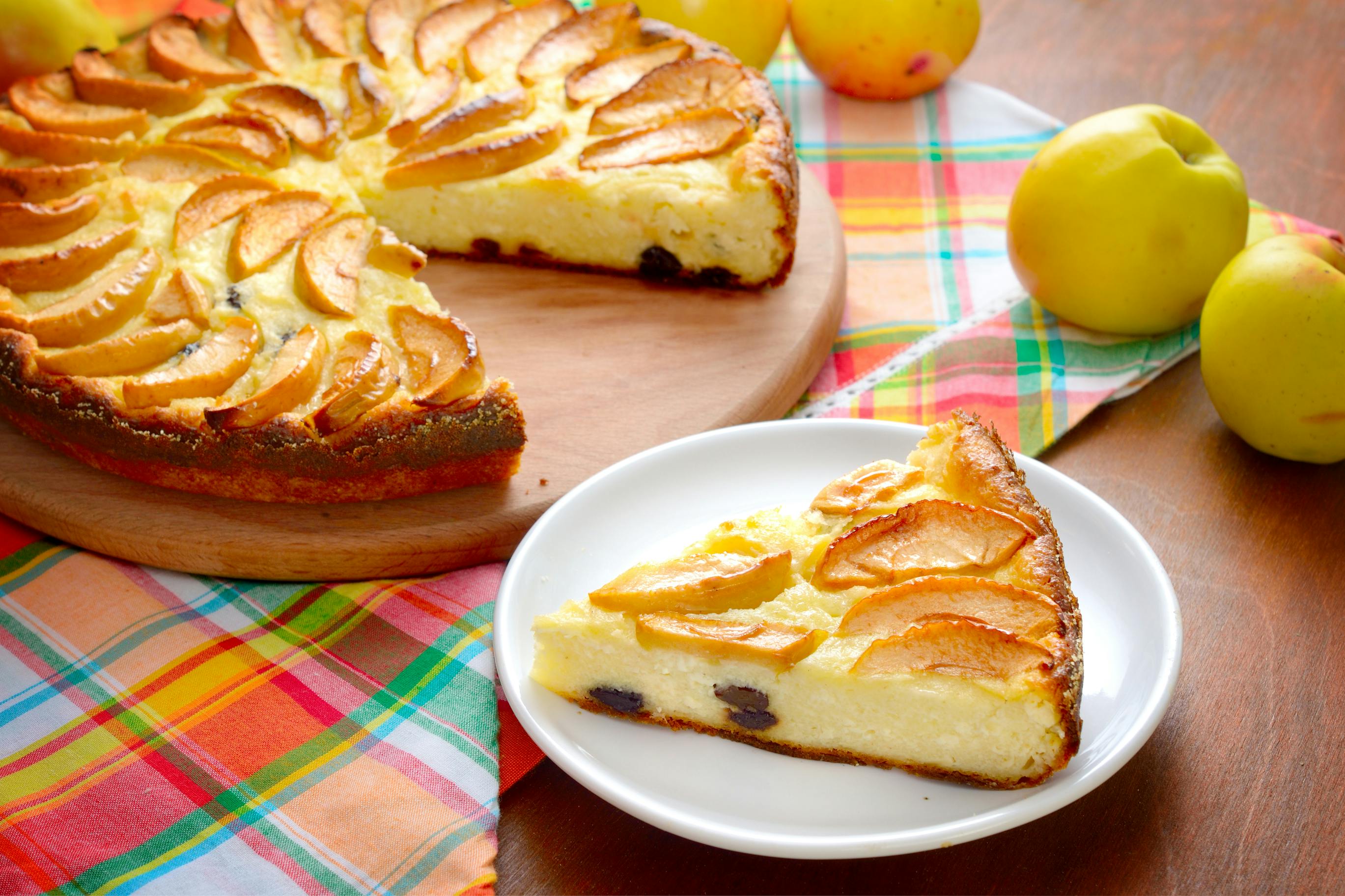 A cottage cheese casserole with apples
