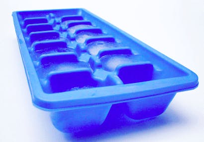 10 Things to Freeze in Ice Cube Trays