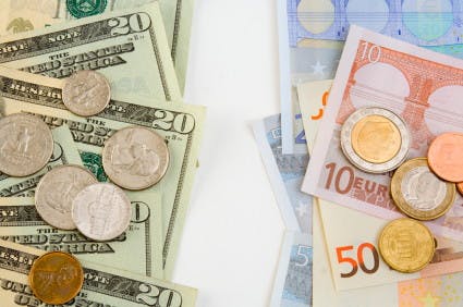 6 Currency Exchange and Safety Tips for Travelers