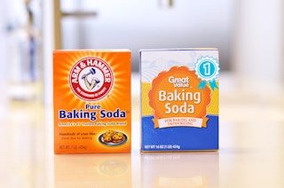 Arm & Hammer vs. Great Value baking soda