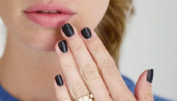 matte-nailpolish