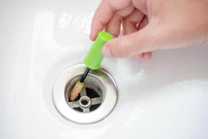 11 Bathroom Cleaning Hacks To Make Your Life Easier - The Krazy Coupon Lady