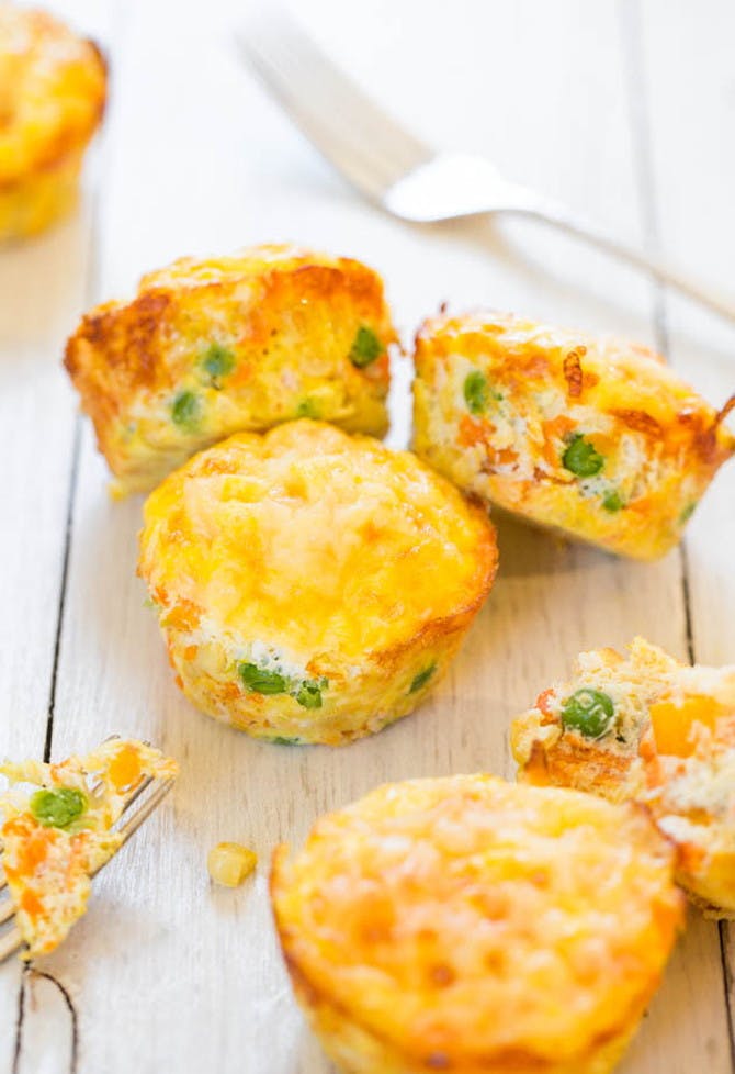 100-Calorie Cheese, Vegetable and Egg Muffins