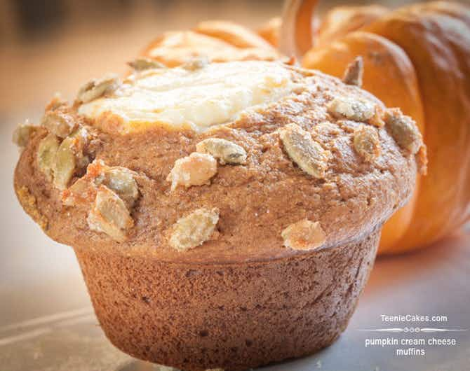 Copycat Starbucks Pumpkin Cream Cheese Muffins