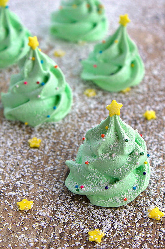 Christmas Tree Meringue Cookies