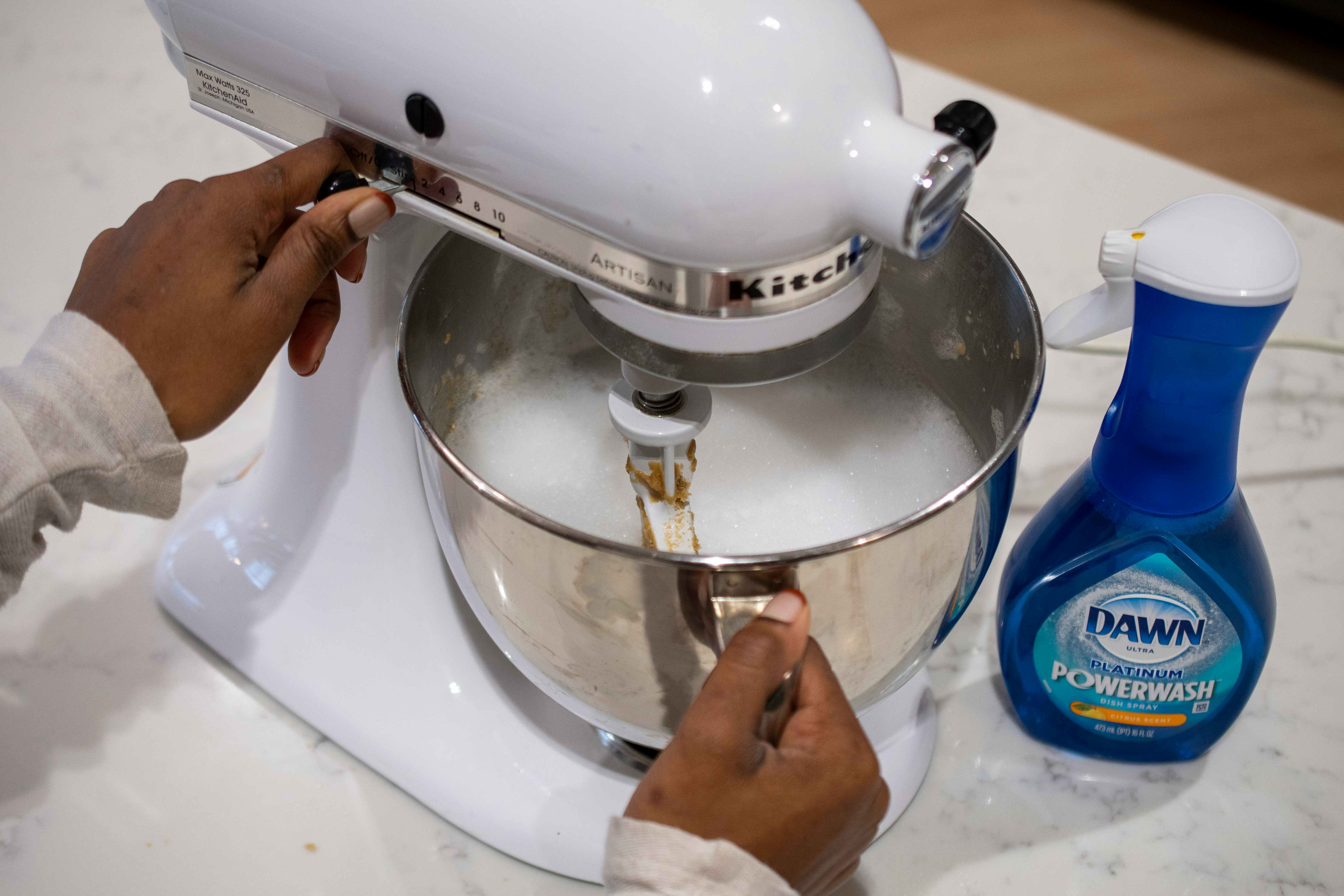 Stand Mixer Tips: A Pinch Of Help
