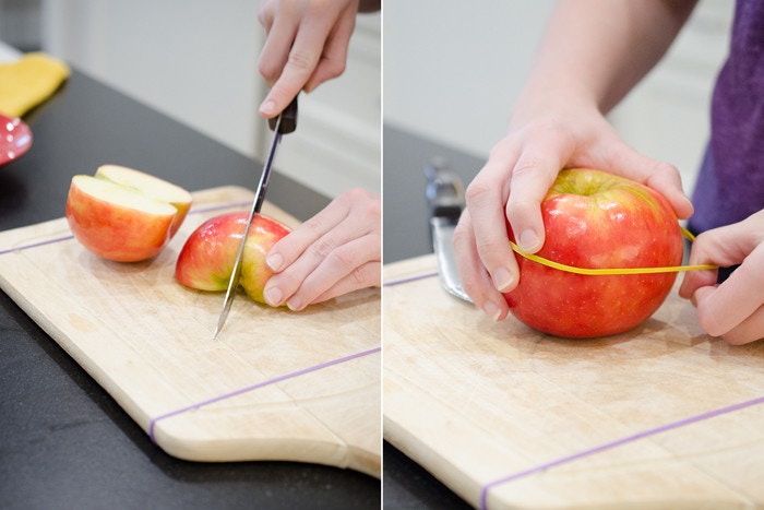 Keep a sliced apple from browning with a rubber band.