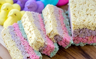 Via Yellow Bliss Road http://www.yellowblissroad.com/layered-peeps/