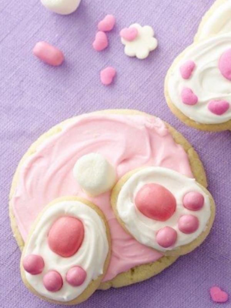 Via http://www.pillsbury.com/recipes/bunny-butt-cookies/ca4456e2-45c8-43c7-8d65-ebe4f12c6861