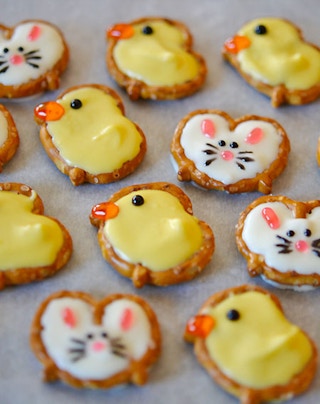 Via One Little Project http://onelittleproject.com/pretzel-bunnies-and-ducks/
