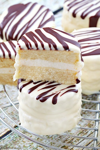 copycat zebra cakes