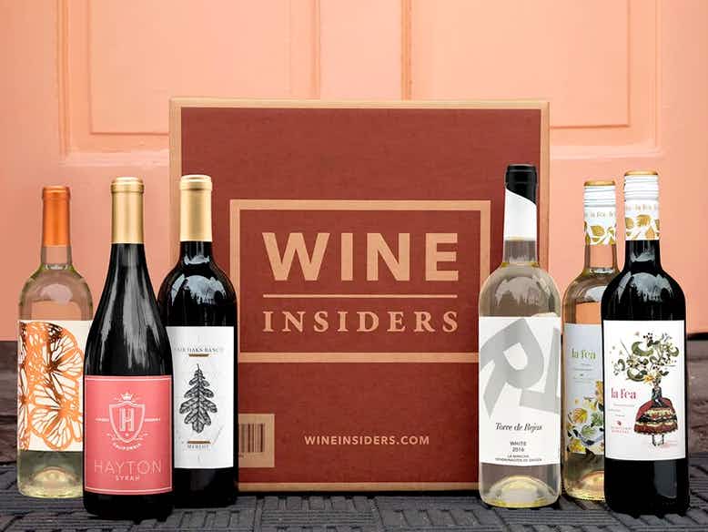 wine insiders box and bottles