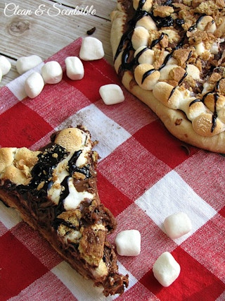 nutella-smores-pizza