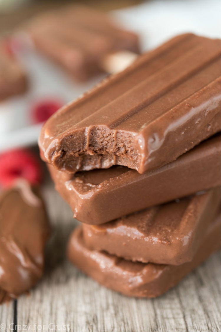 17 Simple and Delicious Homemade Popsicle Recipes