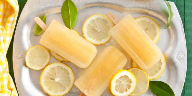 17 Simple and Delicious Homemade Popsicle Recipes