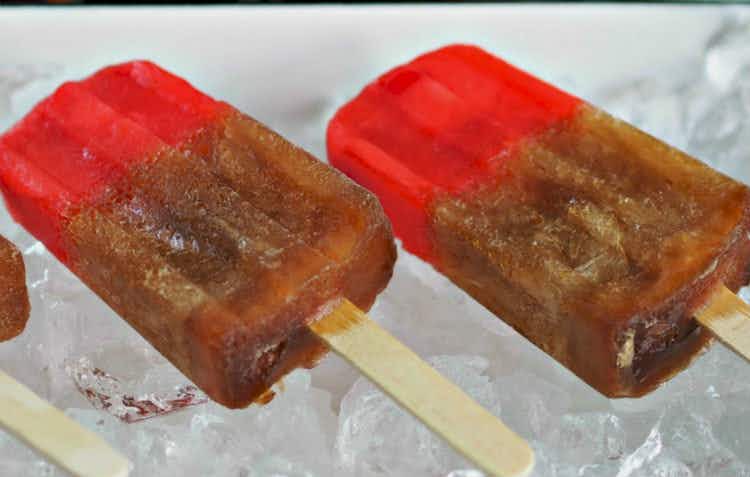 17 Simple and Delicious Homemade Popsicle Recipes