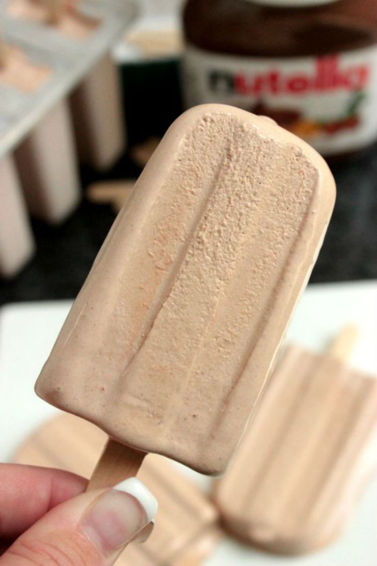 17 Simple and Delicious Homemade Popsicle Recipes