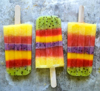 17 Simple and Delicious Homemade Popsicle Recipes