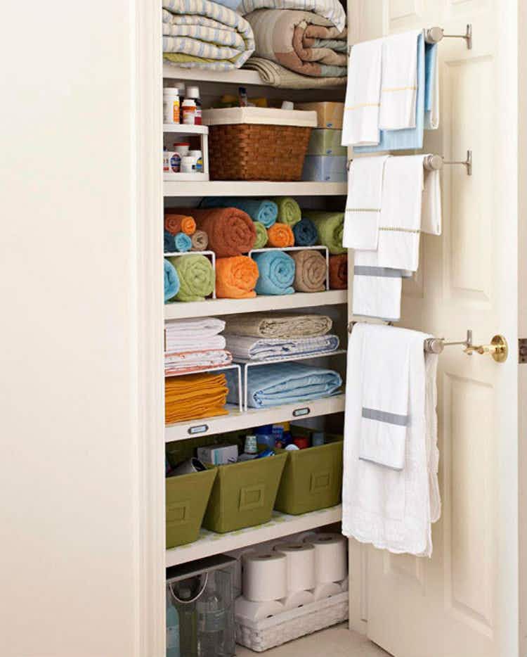 7 Effective Tricks The Pros Use When Organizing Linen Closets