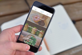 Do a "Favor" for other people and earn cash.