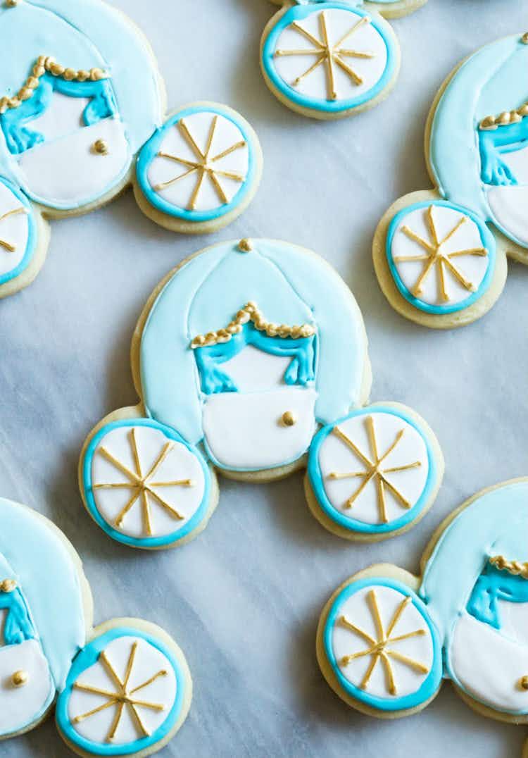 Create a Cinderella carriage with a Mickey Mouse cookie cutter.
