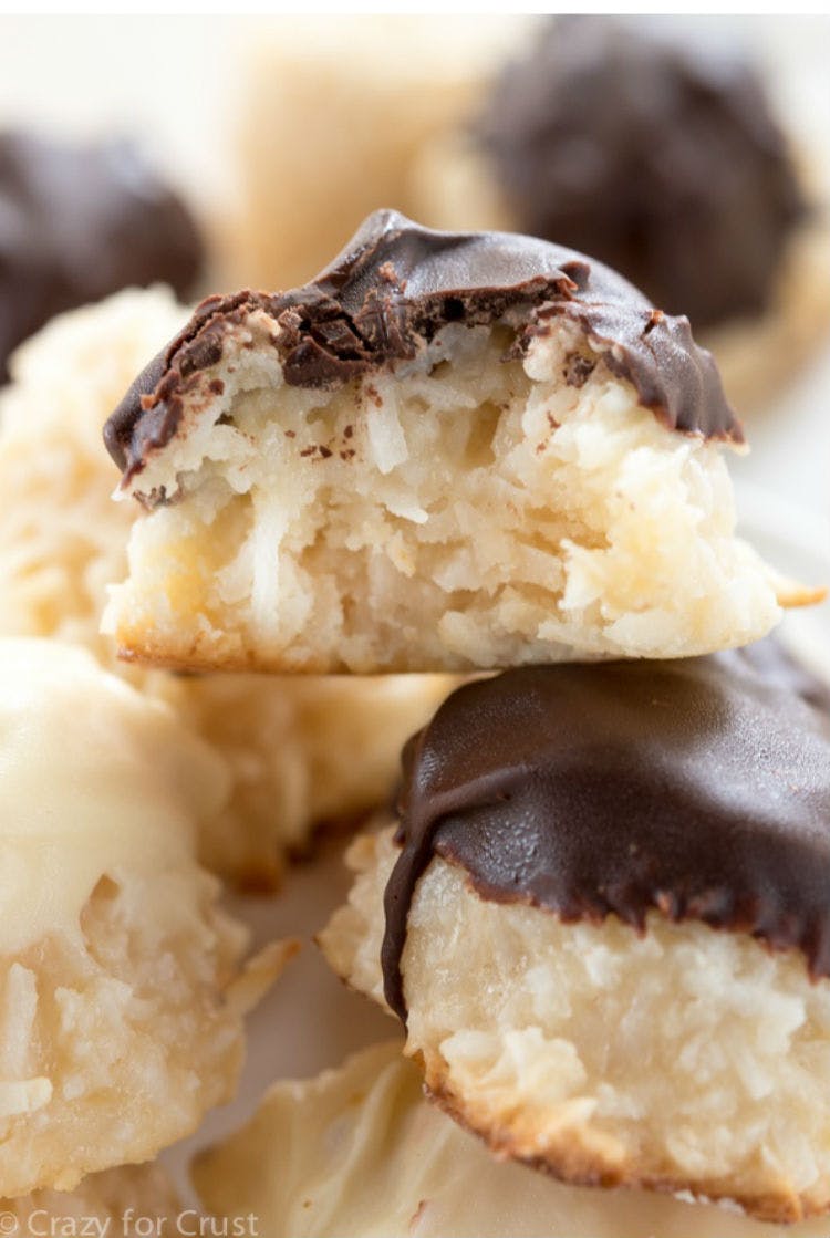 Bakery Style Coconut Macaroons