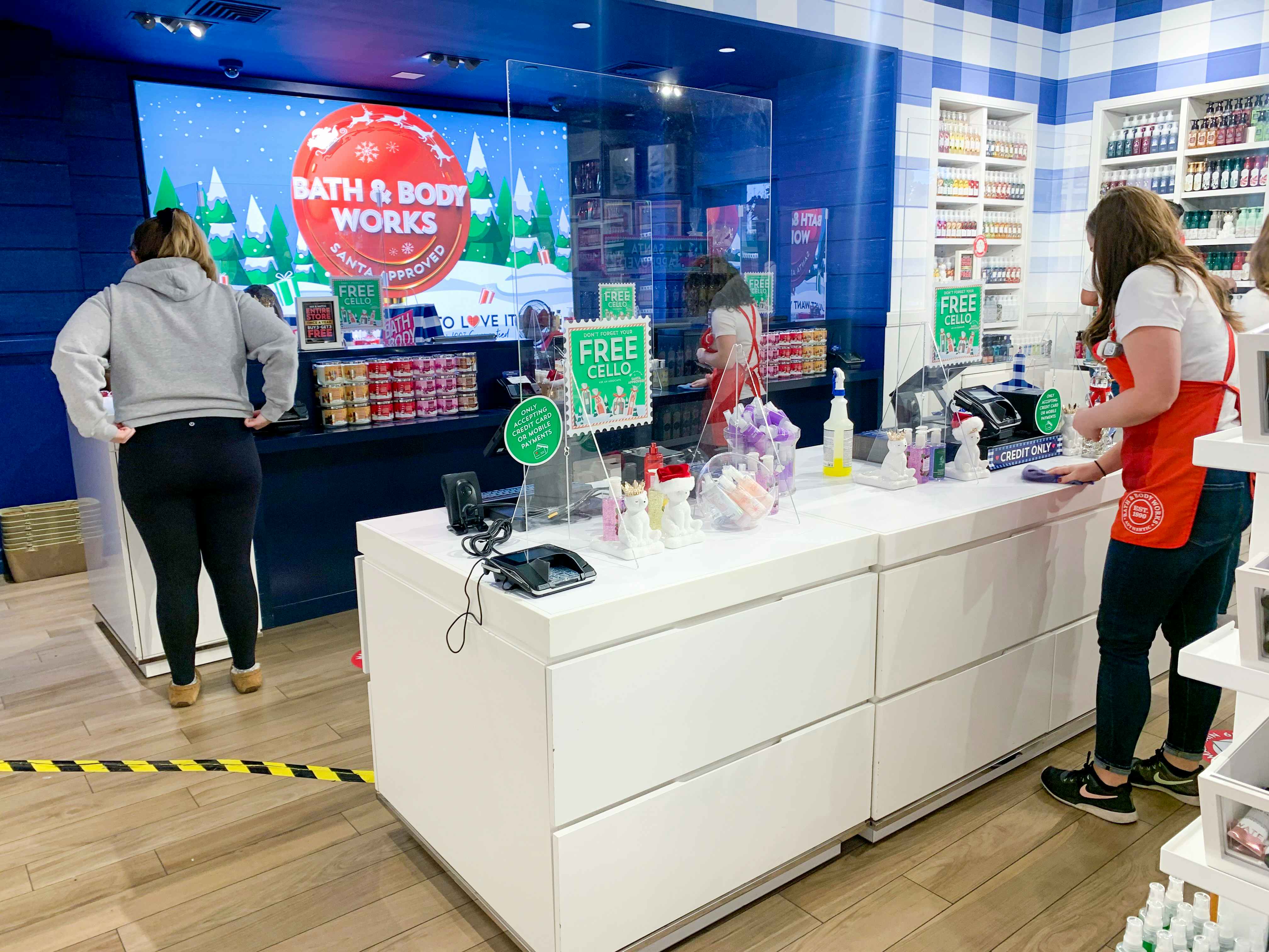 checkout counter at bath and body works during the holidays