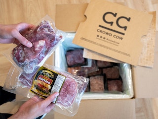 Meat from a Crowd cow meat delivery box
