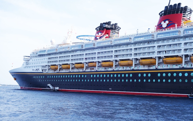Disney cruise ship