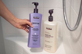 shampoo conditioner hair products things you should throw out 2021 15 1636073476 1636073476