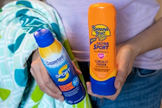 sunscreen things you should throw out 2021 12 1636073660 1636073660