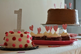 Free smash cakes for one-year-olds at Harris Teeter, Albertsons, and Walmart