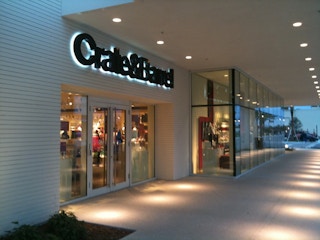 crate barrel storefront