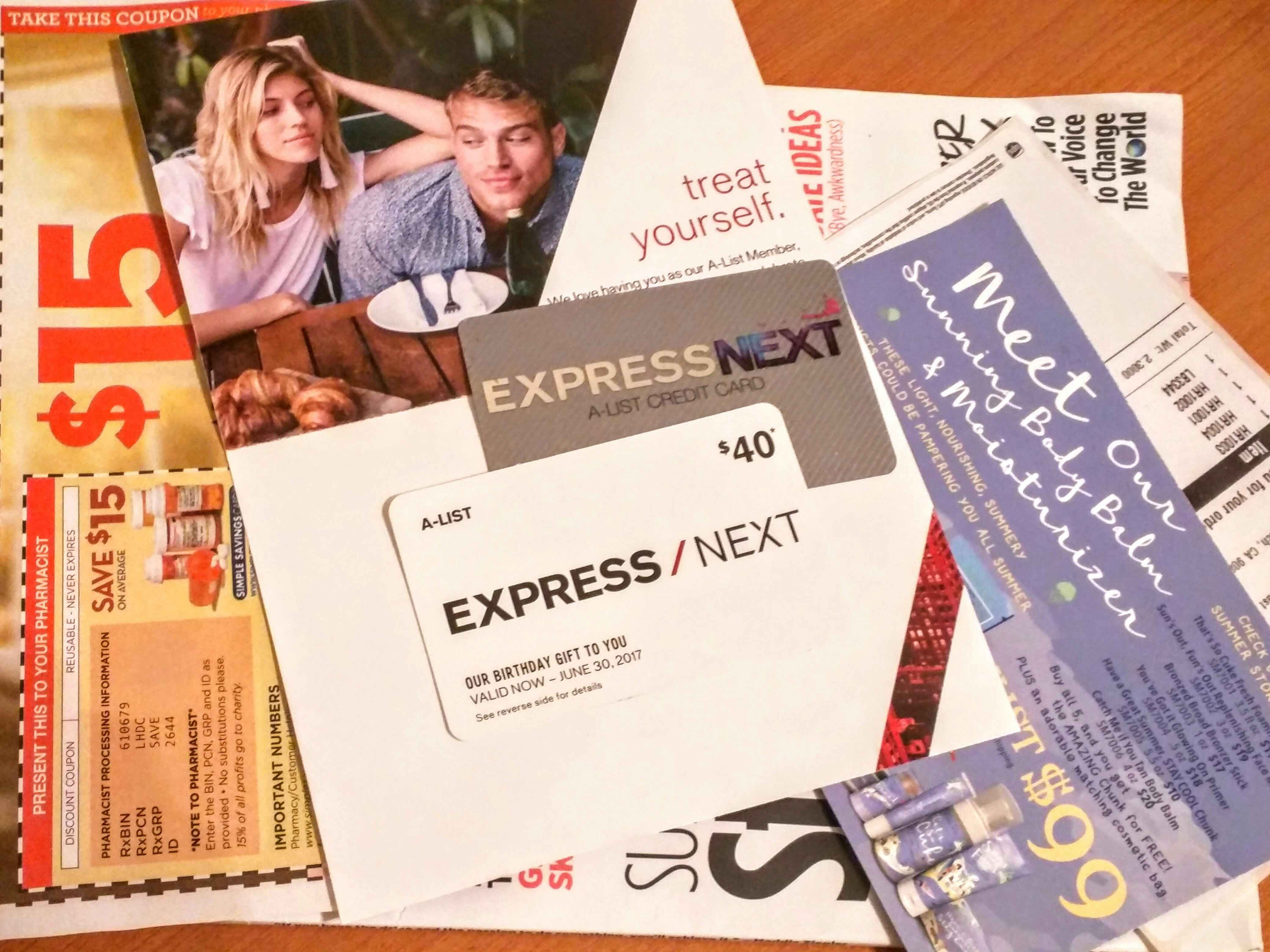 25 Express Shopping Tips from a Seasoned Employee - The Krazy Coupon Lady