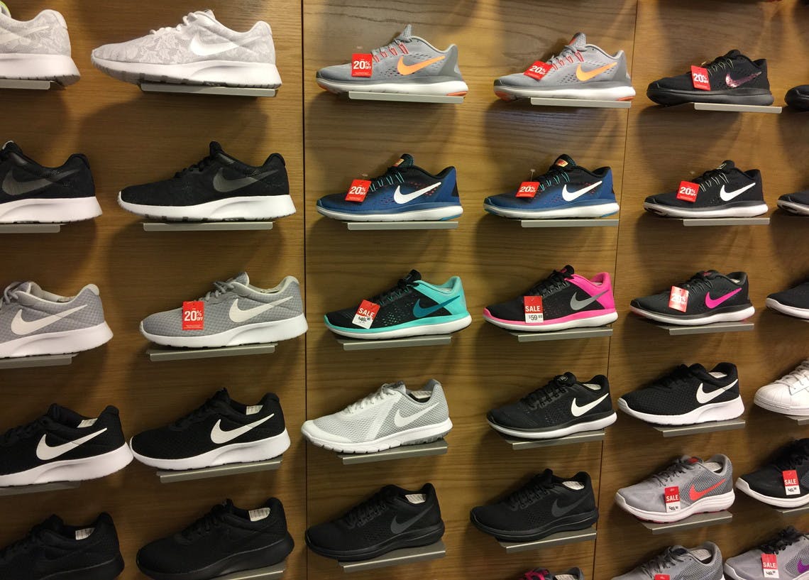 macys nike shoes mens