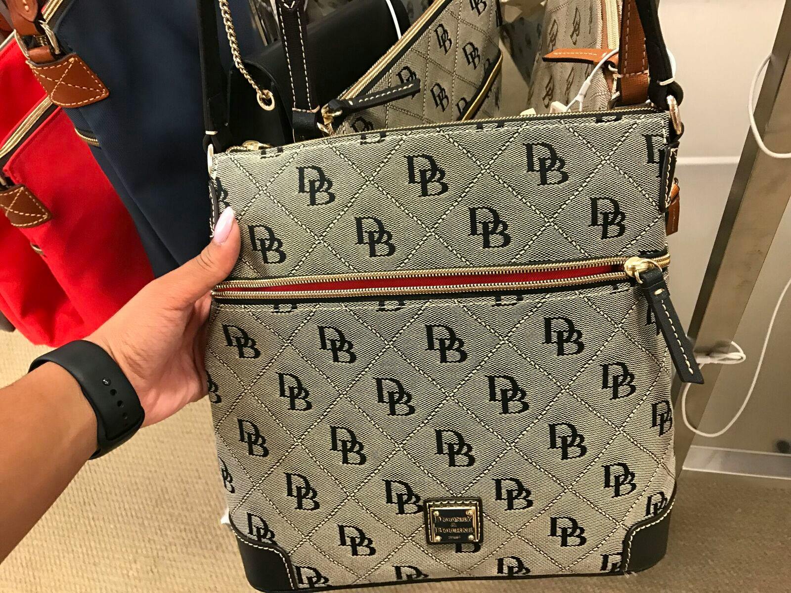 dooney bourke handbags clearance