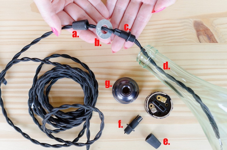 Make your own hanging pendant lamps.
