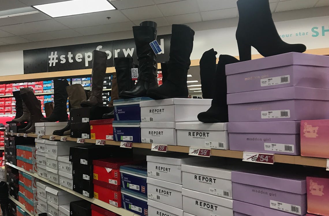 Khombu Women S Winter Boots Only 25 00 At Famous Footwear Reg 79 99 The Krazy Coupon Lady