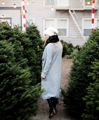 christmas tree height 750x910