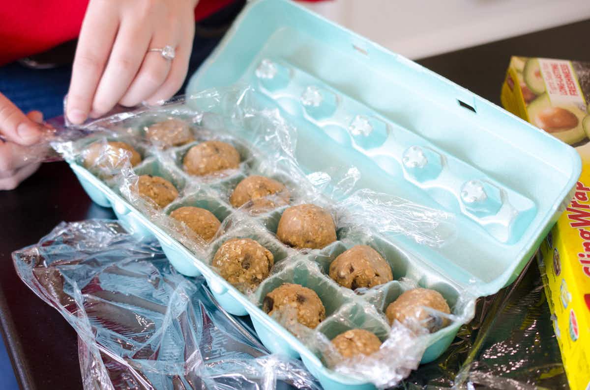 Roll cookie dough into balls and place in an egg carton.
