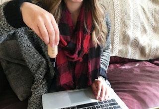 Target Online NYX no lips