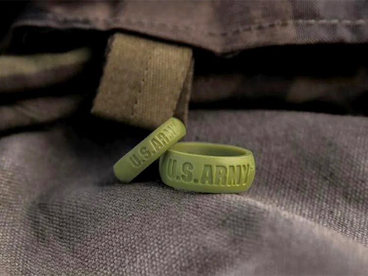 green qalo silicone rings that say u.s. army