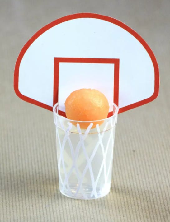 Make three-point shots for adults with Sprite, vodka and cantaloupe.