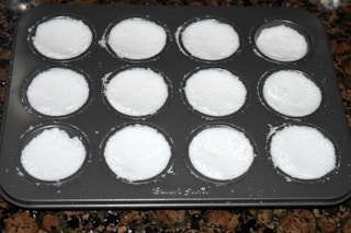 Clean your toilet with homemade toilet fizz bombs made out of citric acid, baking soda and vinegar.