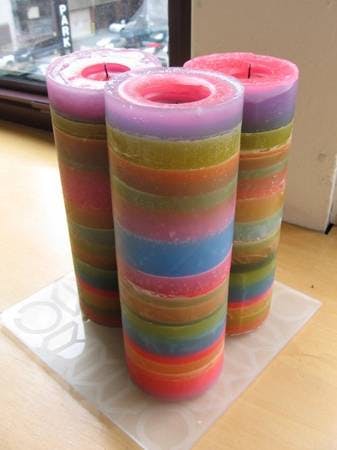 Use a Pringle can to make a new layered candle.