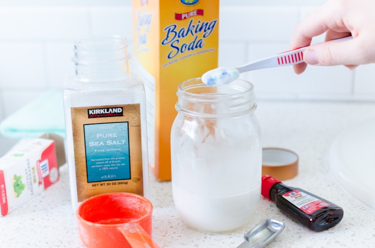 Make your own teeth whitening toothpaste.