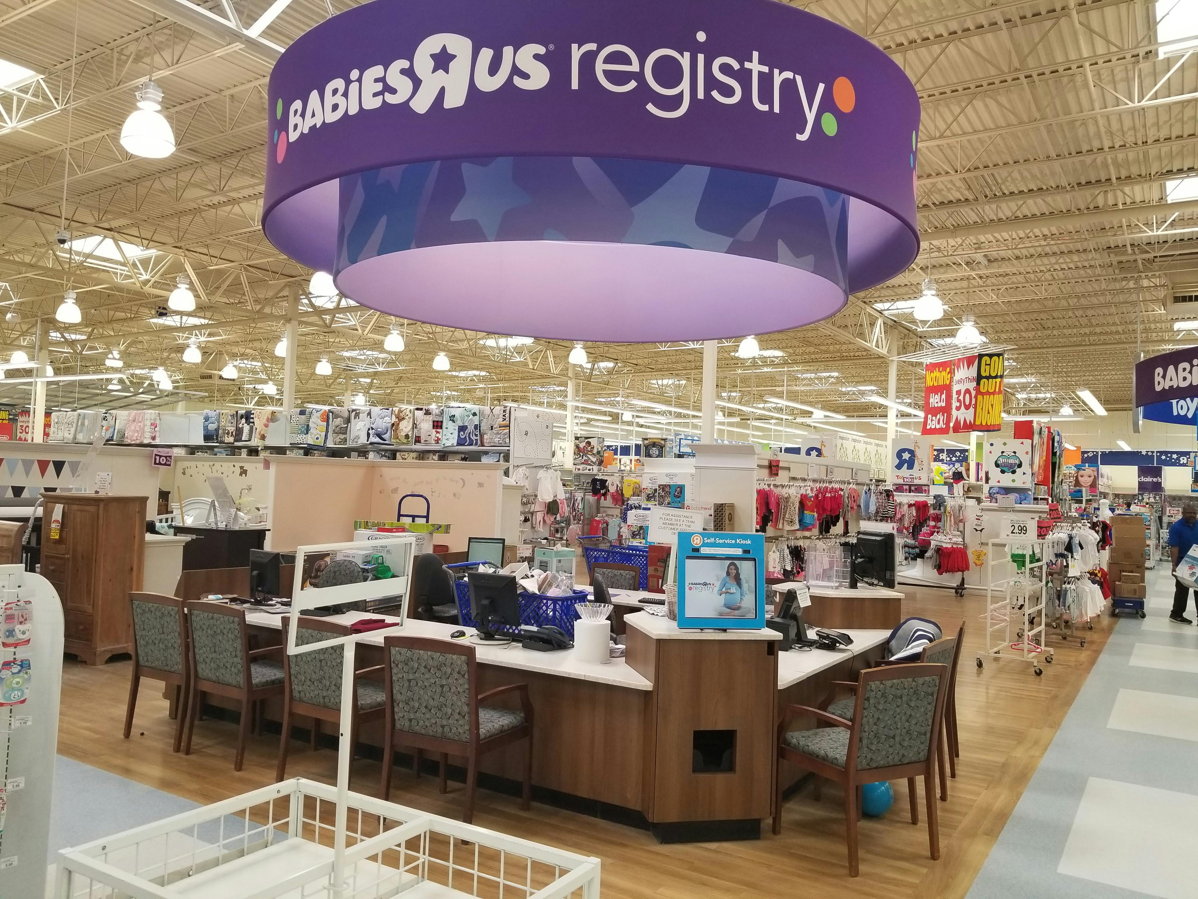 babies-r-us-is-disappearing-what-does-that-mean-for-your-registry