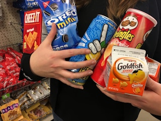 snacks dollar store 1521646957