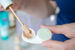 02 kcl contactlens case store makeup liquid foundation for traveling 1523552411