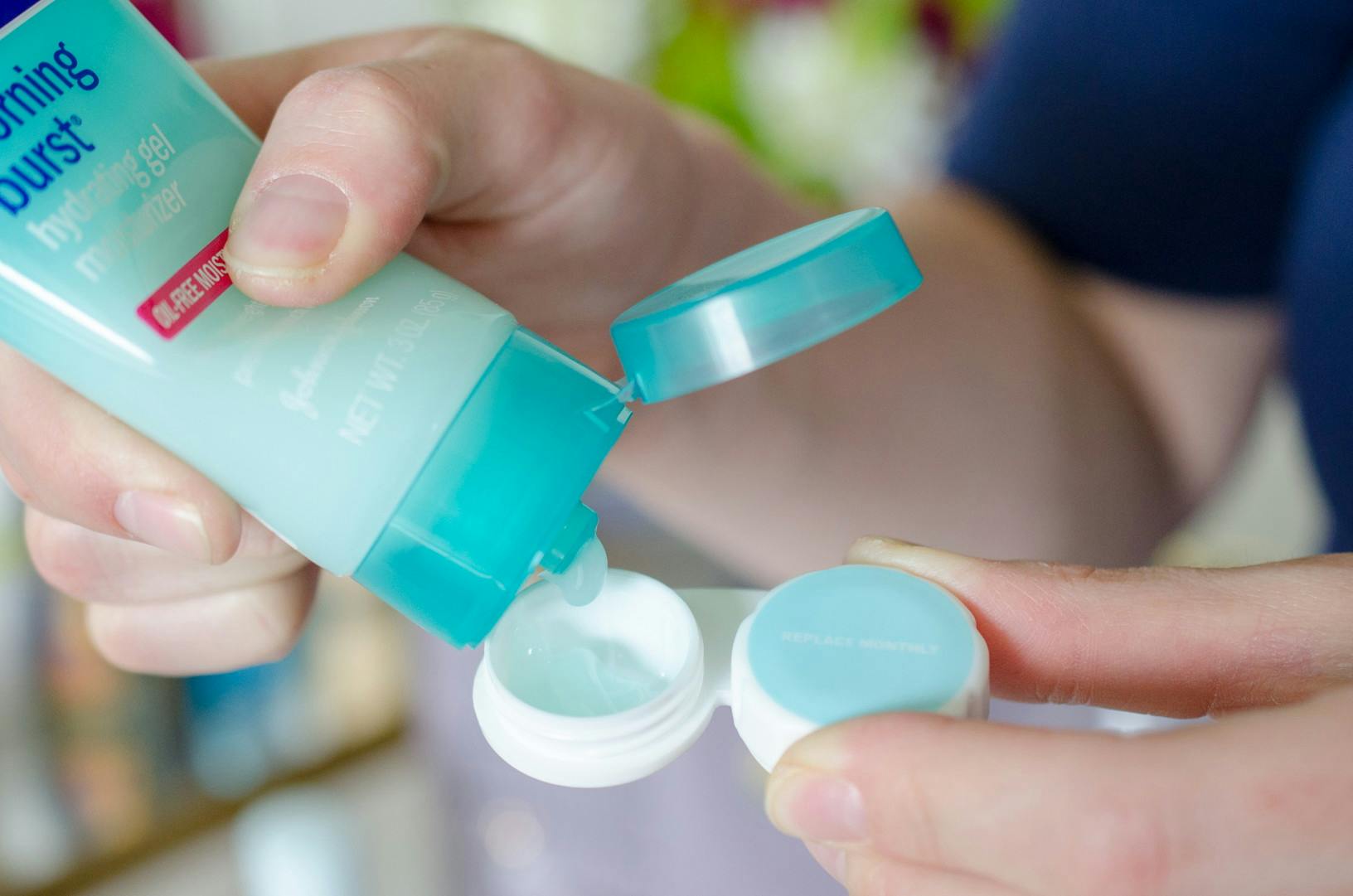 12 Ingenious Uses for Old or Extra Contact Lens Cases The Krazy